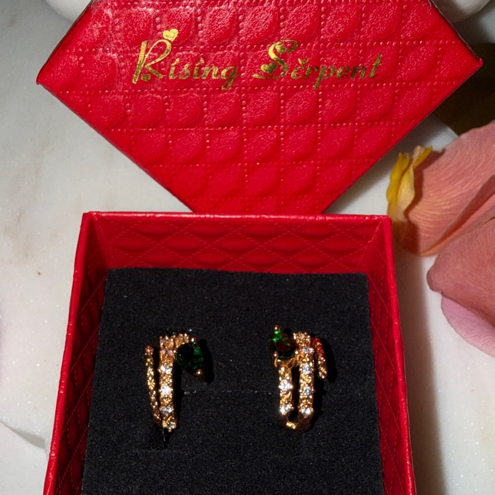 Snake Earcuff - Picture 3 of 3